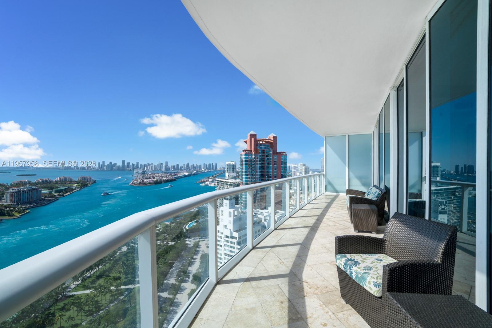 100 S Pointe Dr #3403, Miami Beach FL 33139