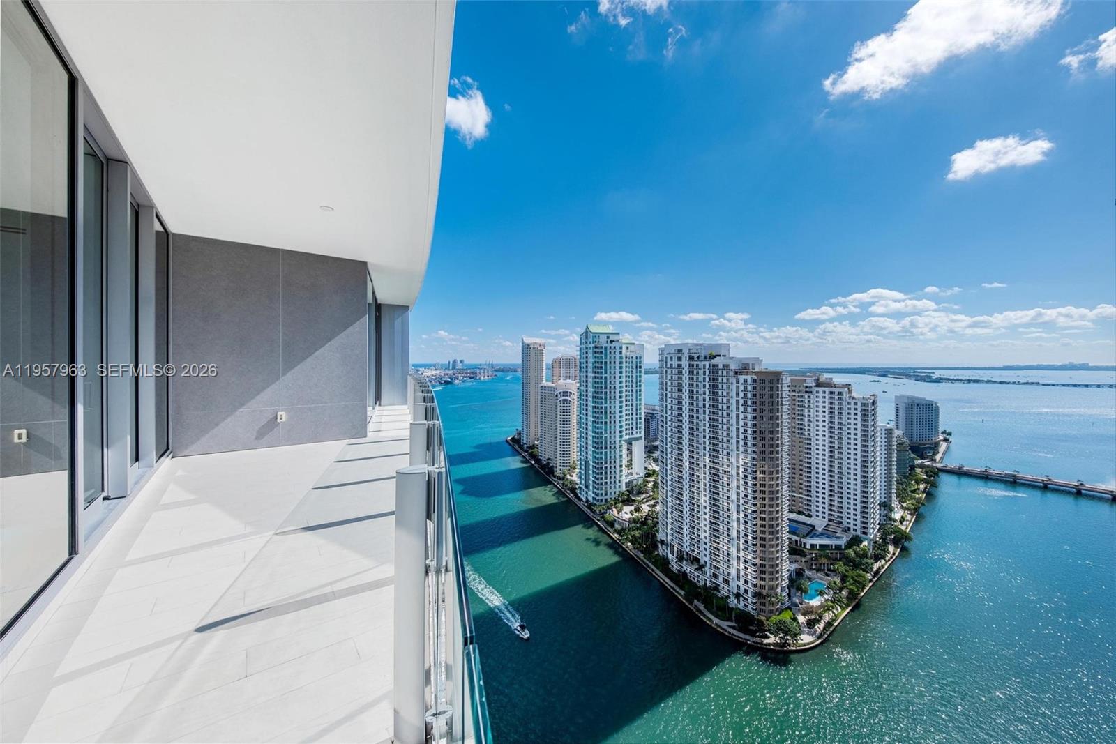 300 Biscayne Boulevard Way #3506W, Miami FL 33131