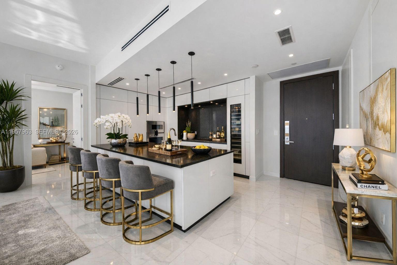 300 Biscayne Boulevard Way #3506W, Miami FL 33131