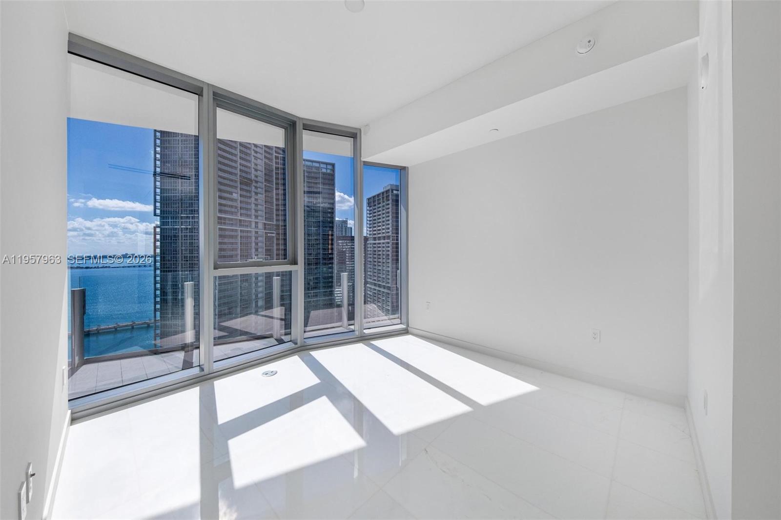 300 Biscayne Boulevard Way #3506W, Miami FL 33131