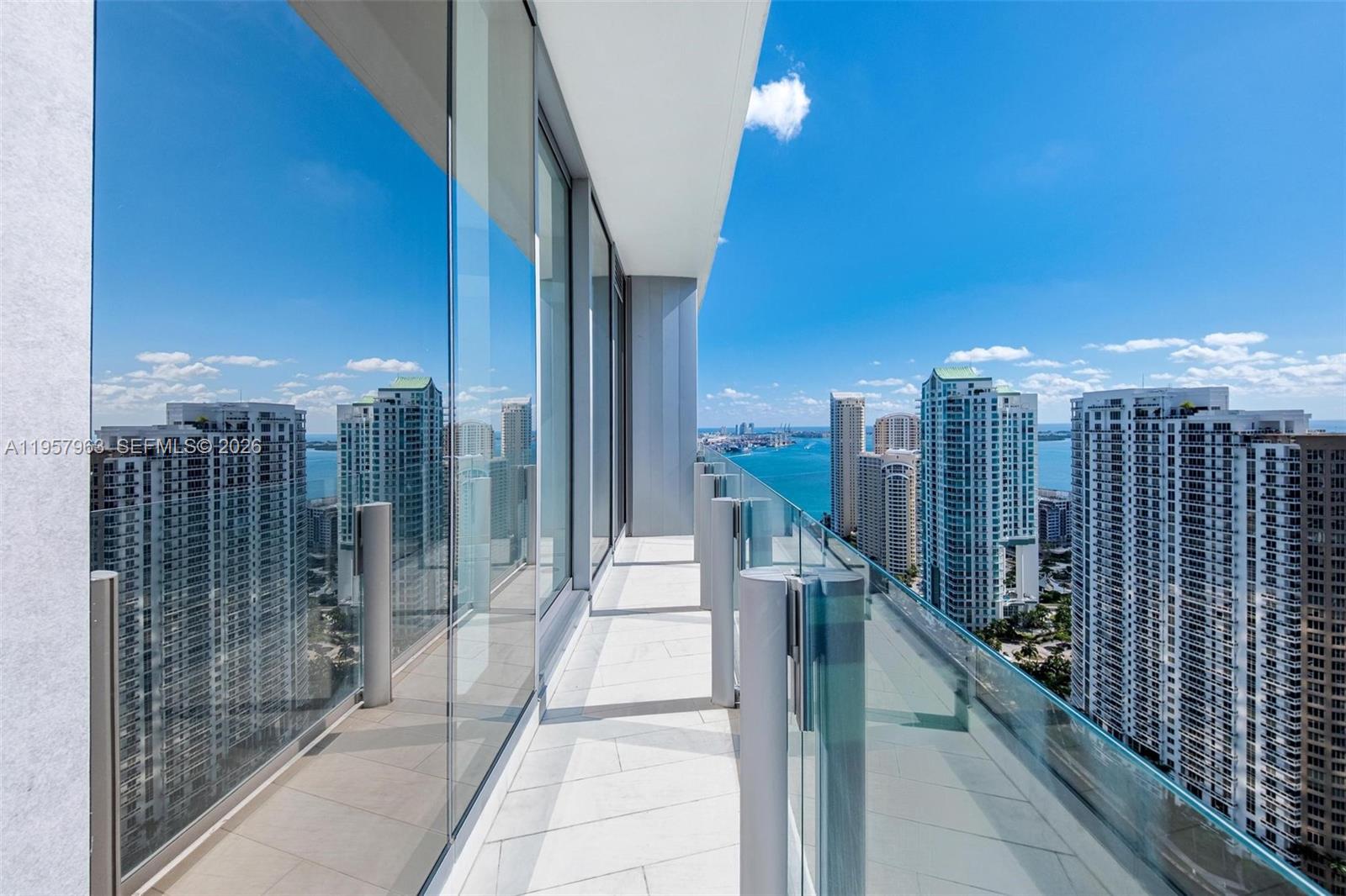 300 Biscayne Boulevard Way #3506W, Miami FL 33131