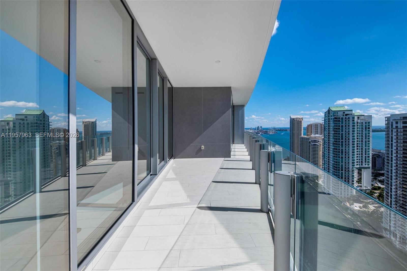 300 Biscayne Boulevard Way #3506W, Miami FL 33131
