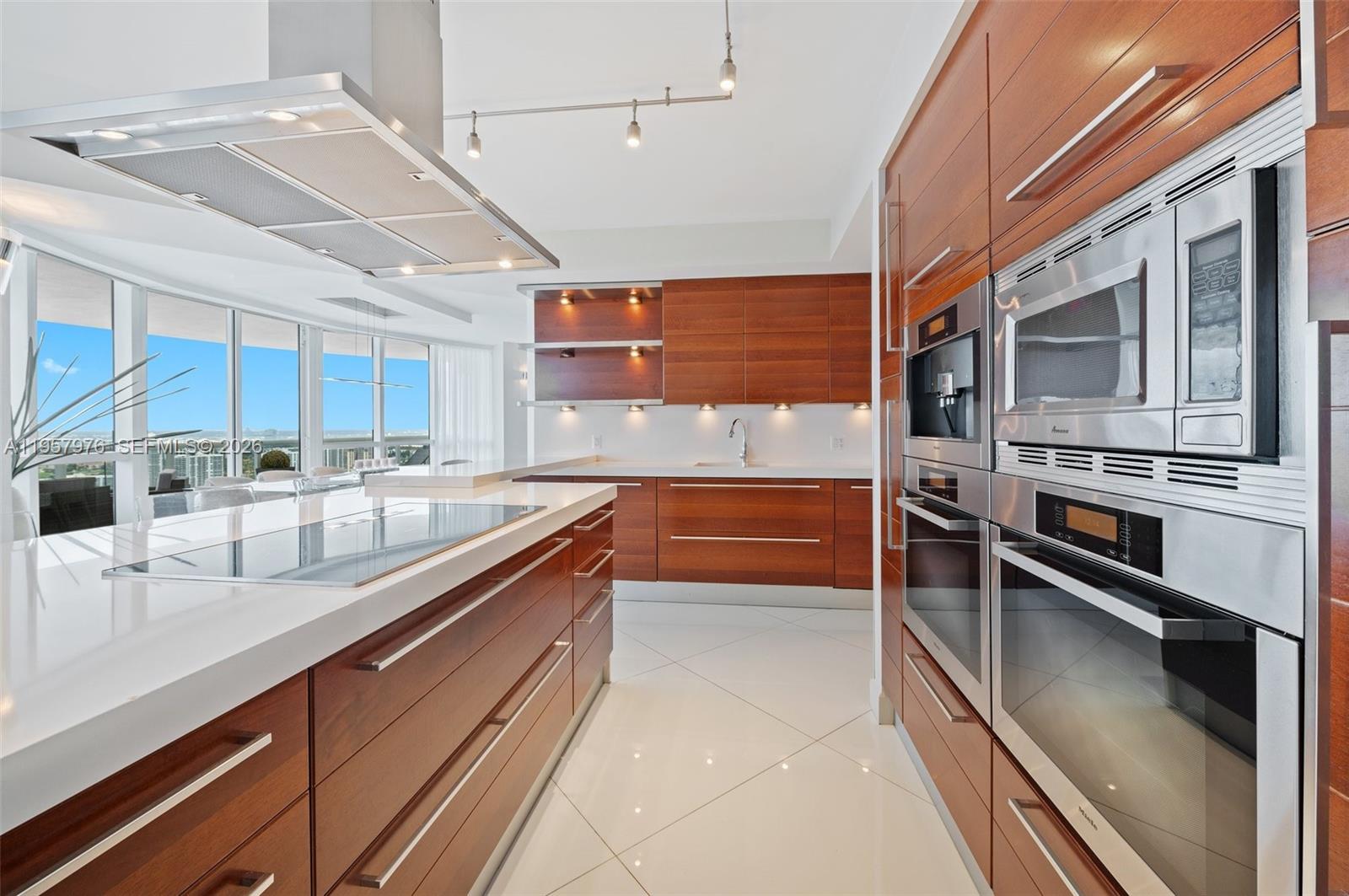 18201 Collins Ave #5201, Sunny Isles Beach FL 33160