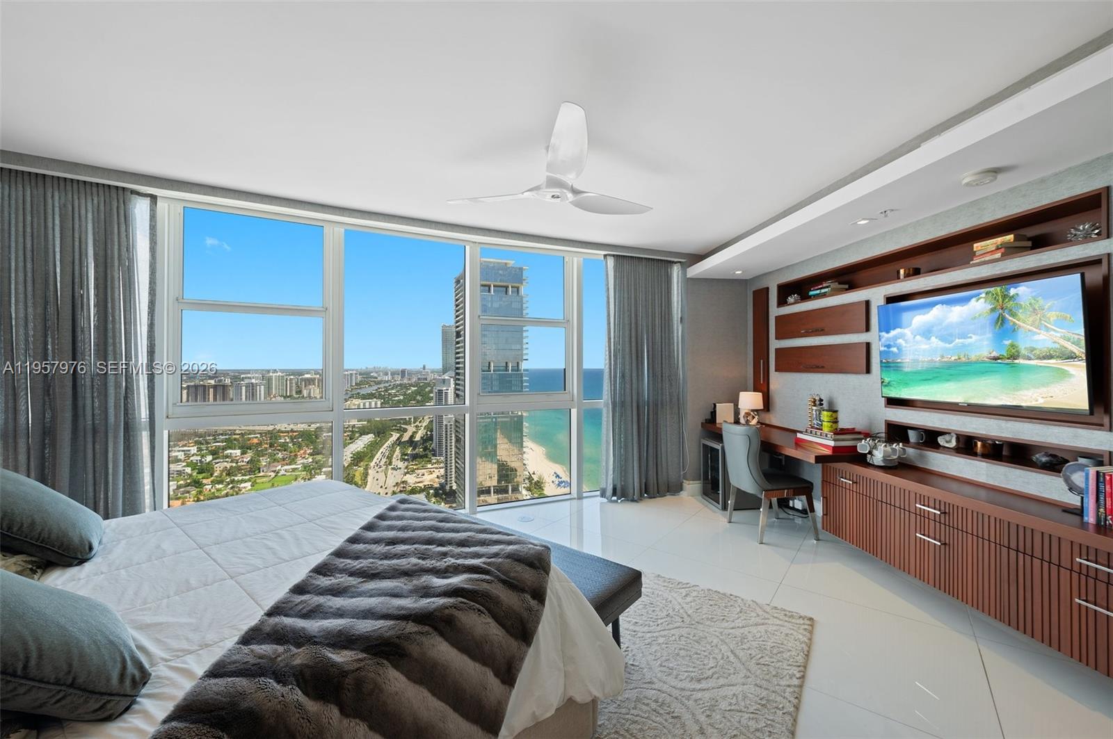 18201 Collins Ave #5201, Sunny Isles Beach FL 33160