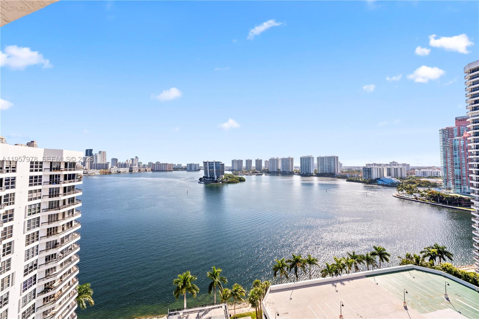3600 Mystic Pointe Dr #PH6, Aventura FL 33180
