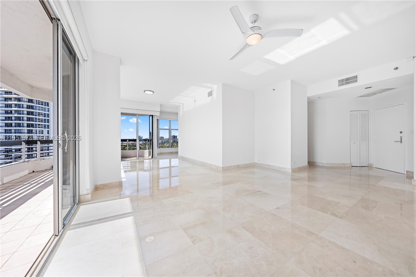 3600 Mystic Pointe Dr #PH6, Aventura FL 33180
