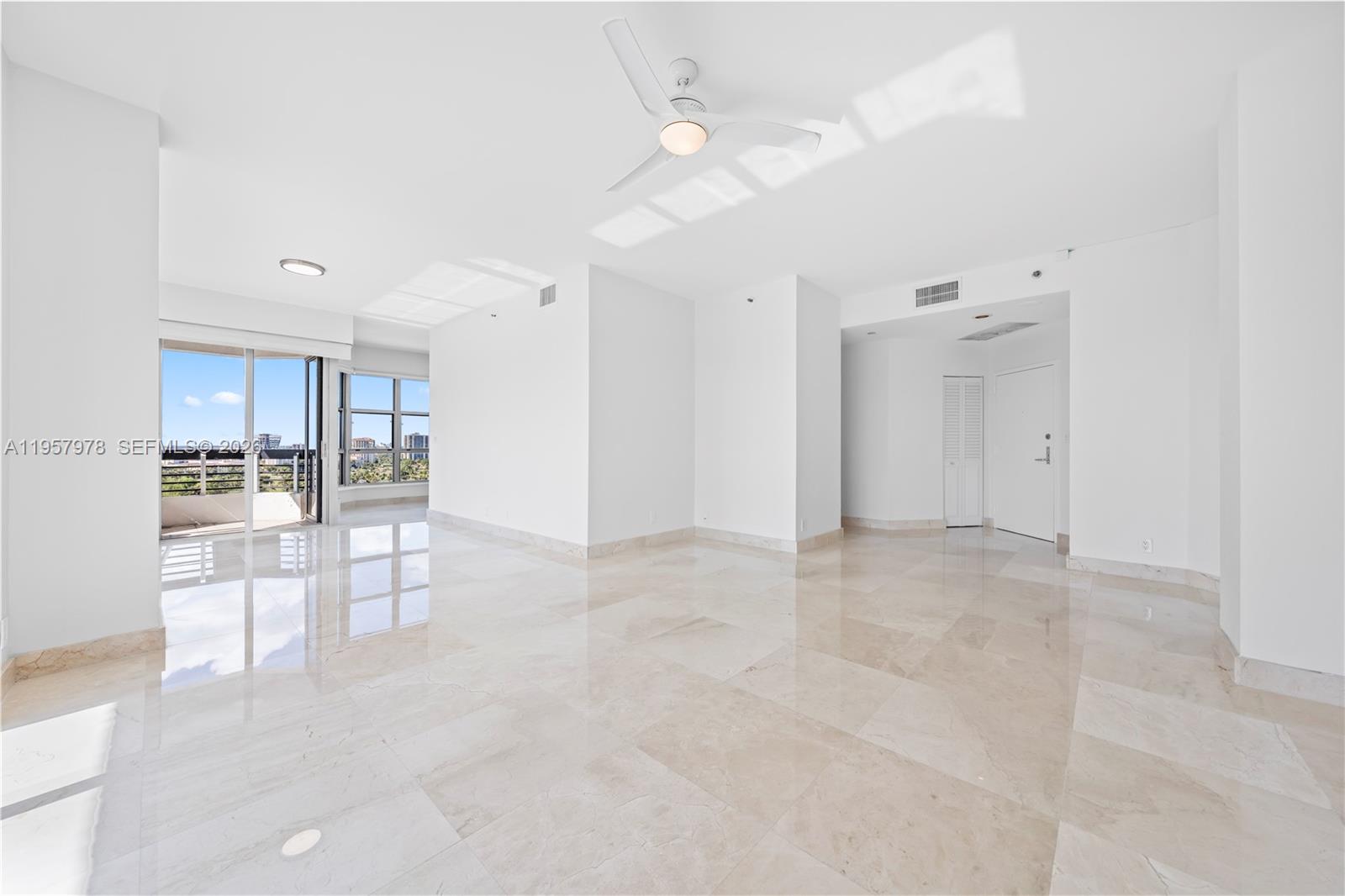 3600 Mystic Pointe Dr #PH6, Aventura FL 33180