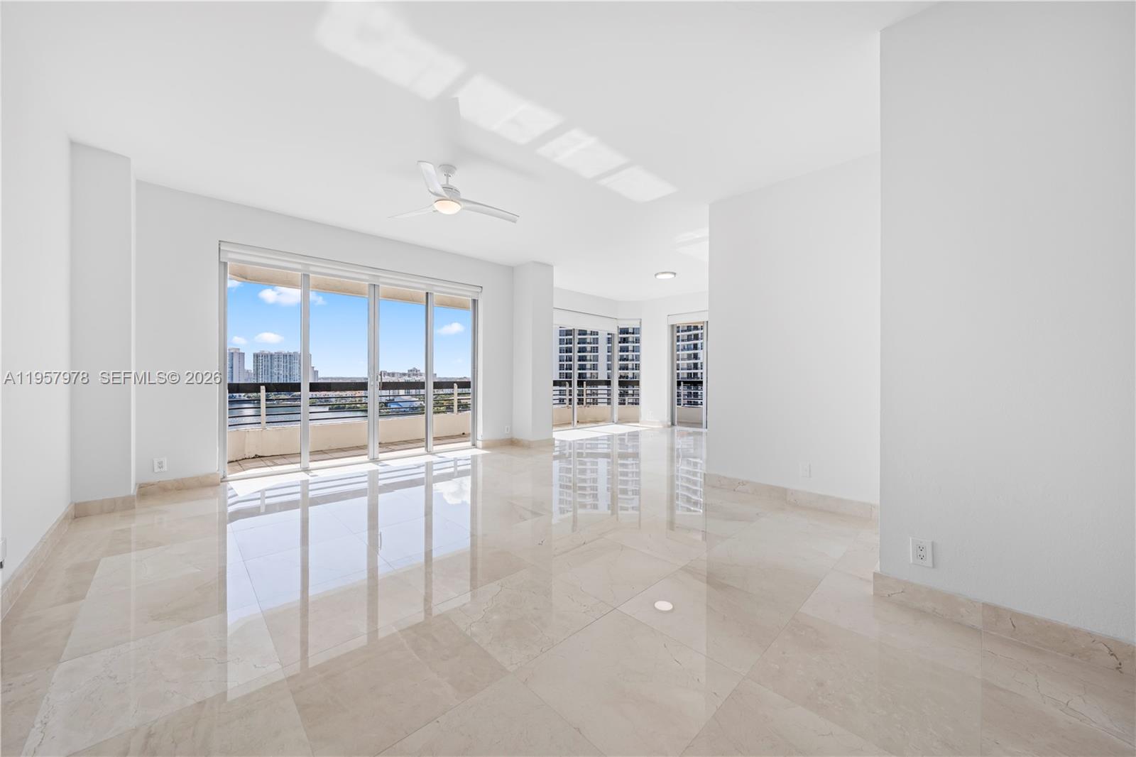 3600 Mystic Pointe Dr #PH6, Aventura FL 33180
