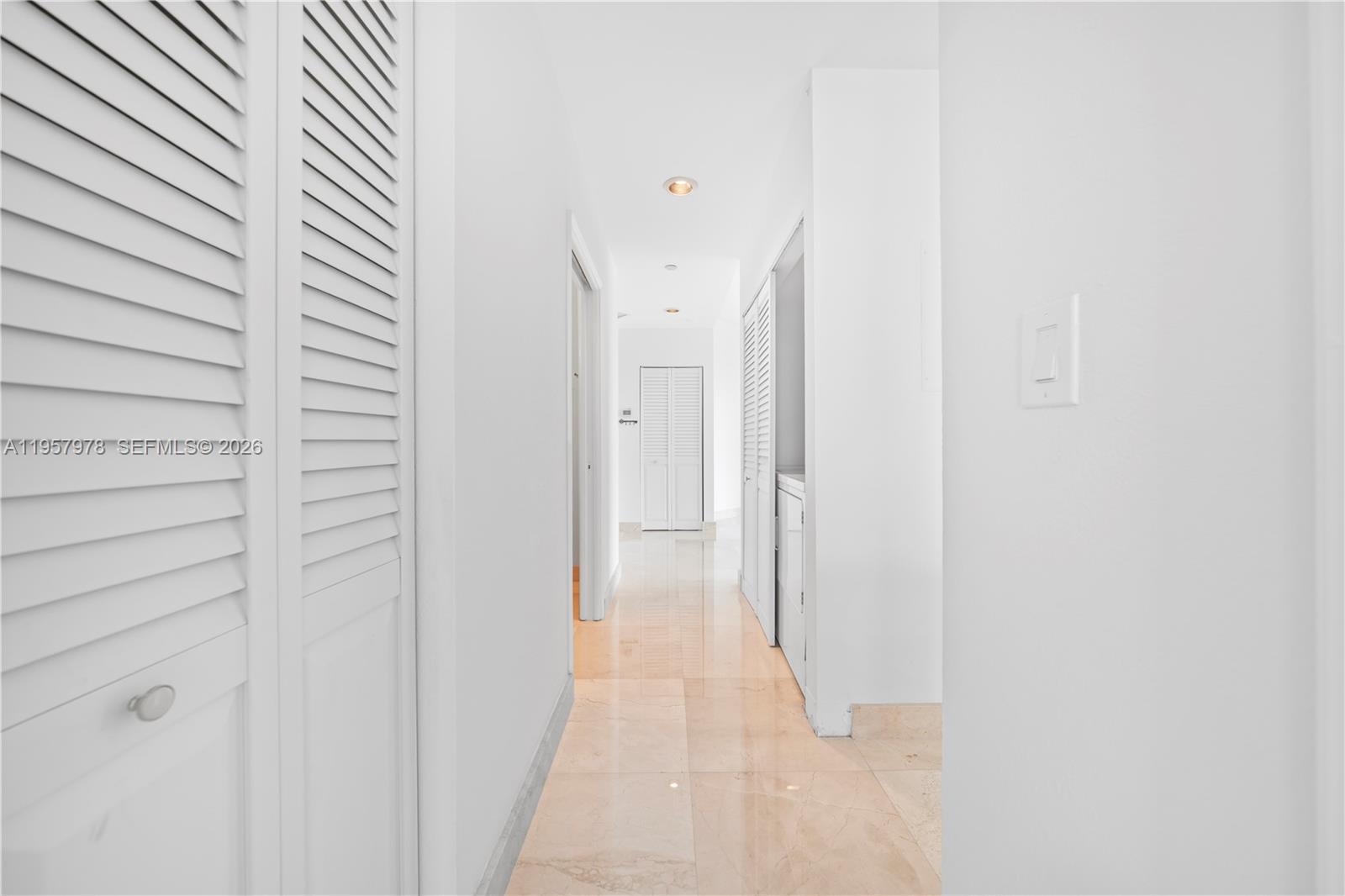 3600 Mystic Pointe Dr #PH6, Aventura FL 33180