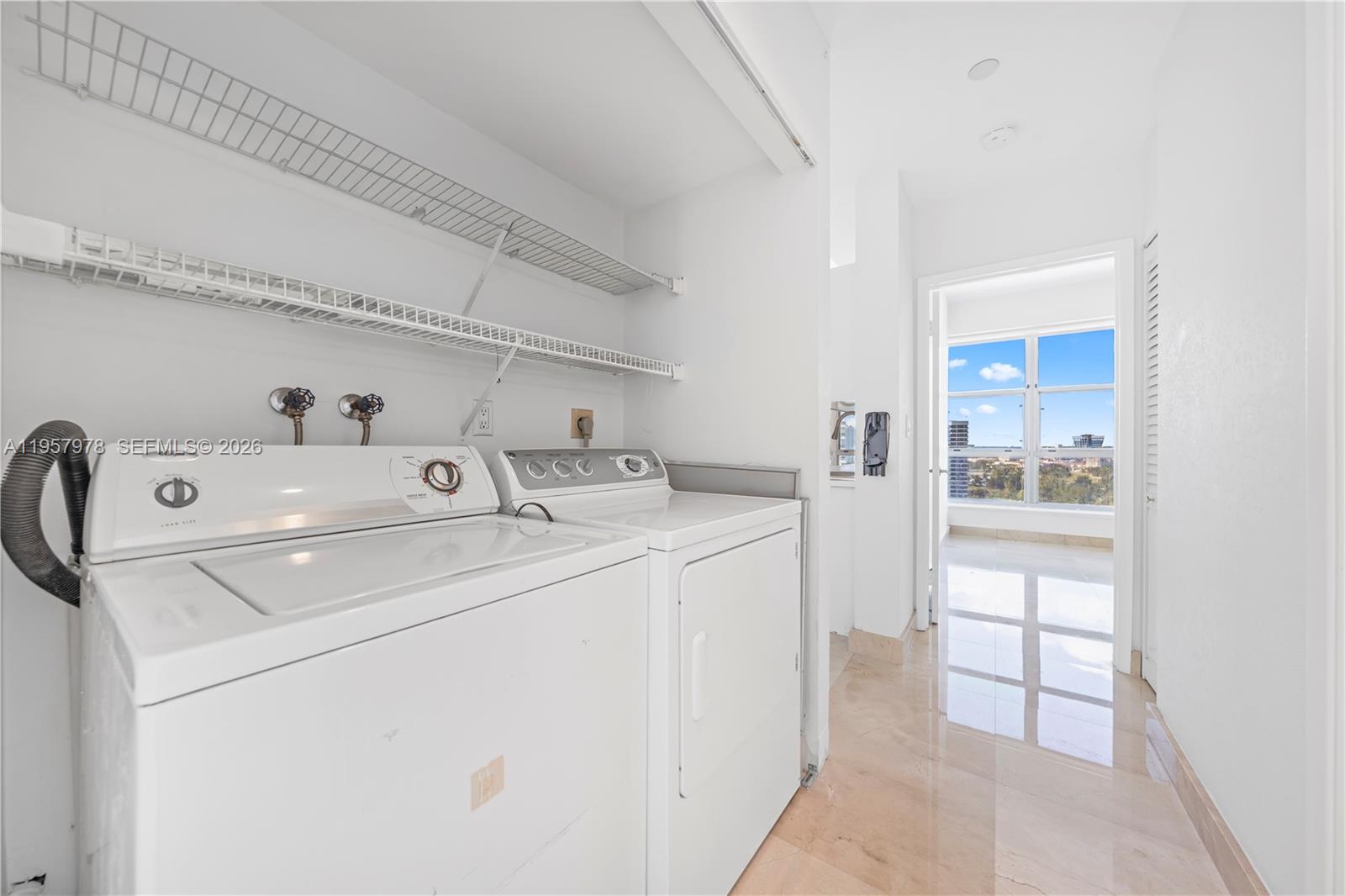 3600 Mystic Pointe Dr #PH6, Aventura FL 33180