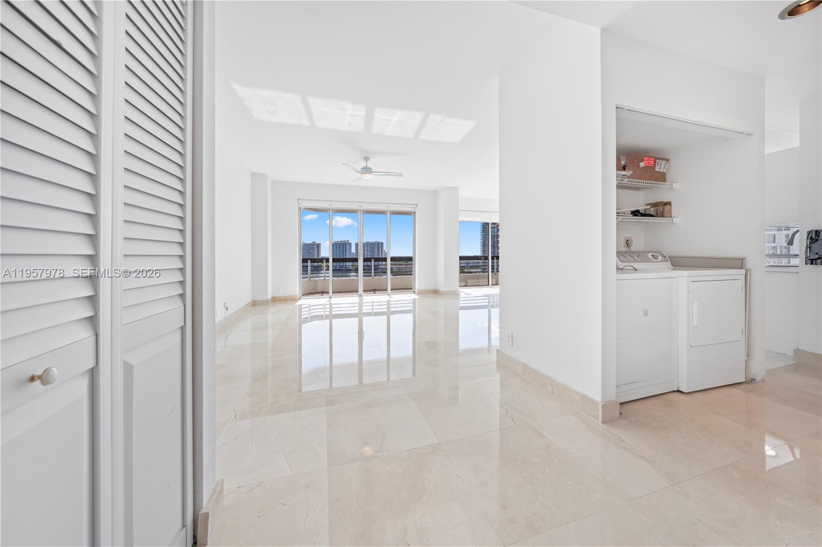 3600 Mystic Pointe Dr #PH6, Aventura FL 33180