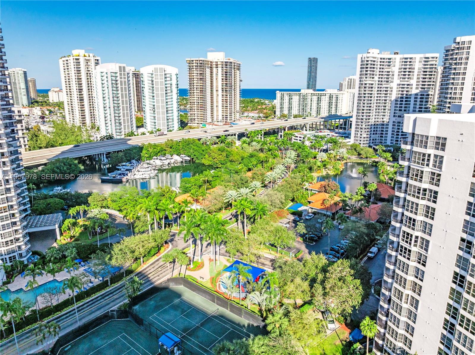 3600 Mystic Pointe Dr #PH6, Aventura FL 33180