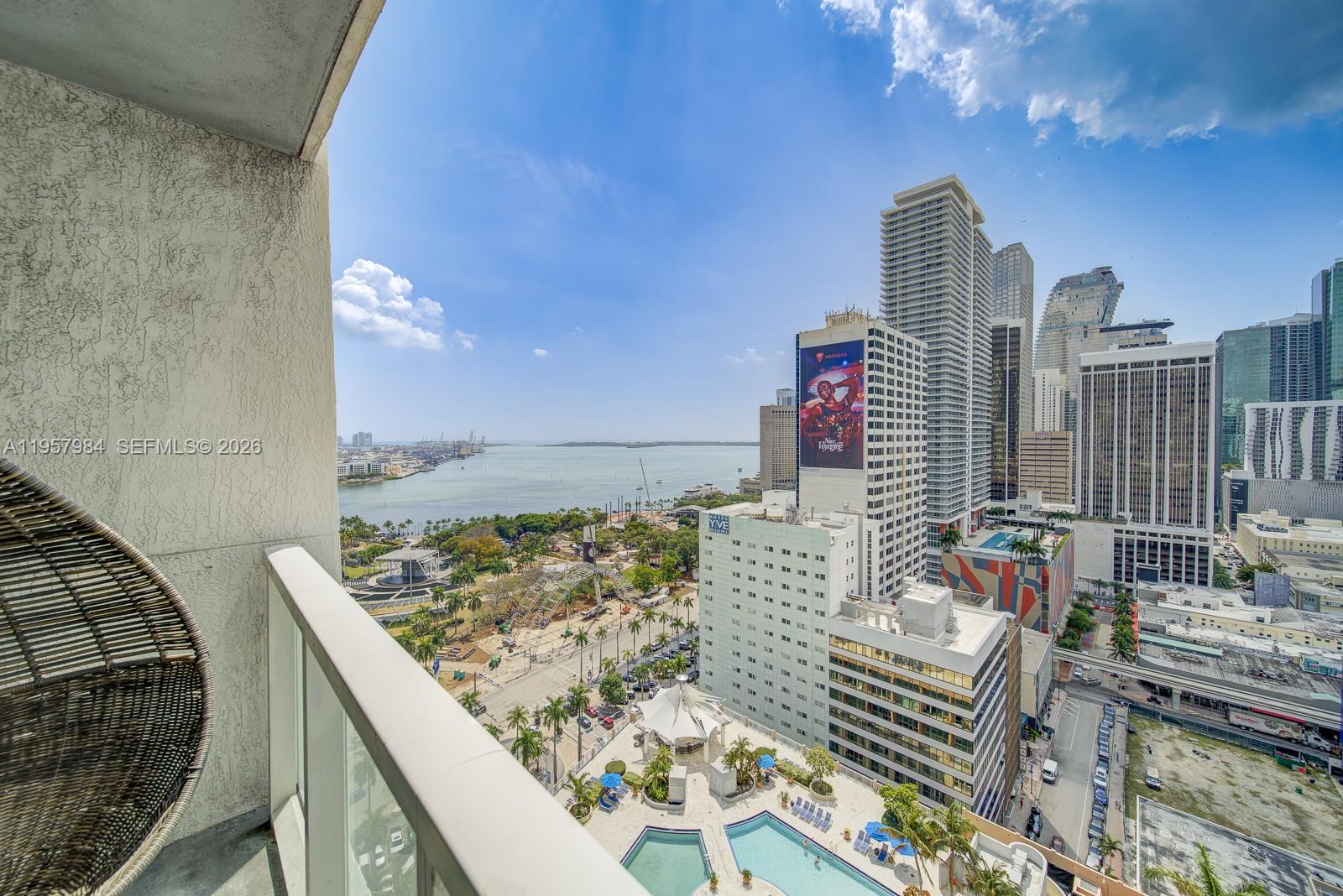 244 Biscayne Blvd #2309, Miami FL 33132