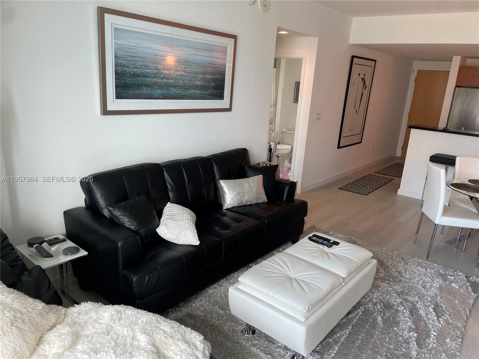 244 Biscayne Blvd #2309, Miami FL 33132
