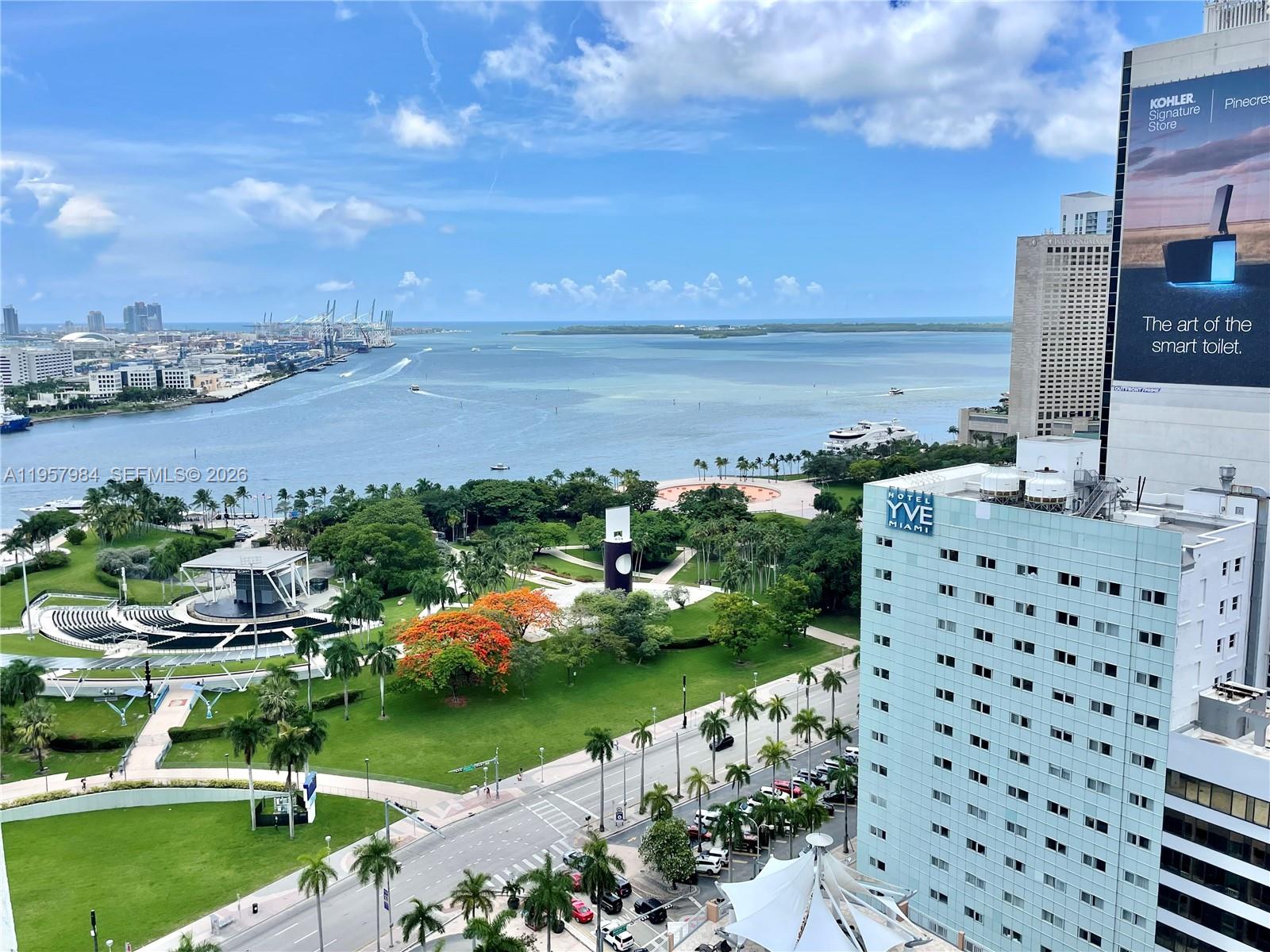 244 Biscayne Blvd #2309, Miami FL 33132