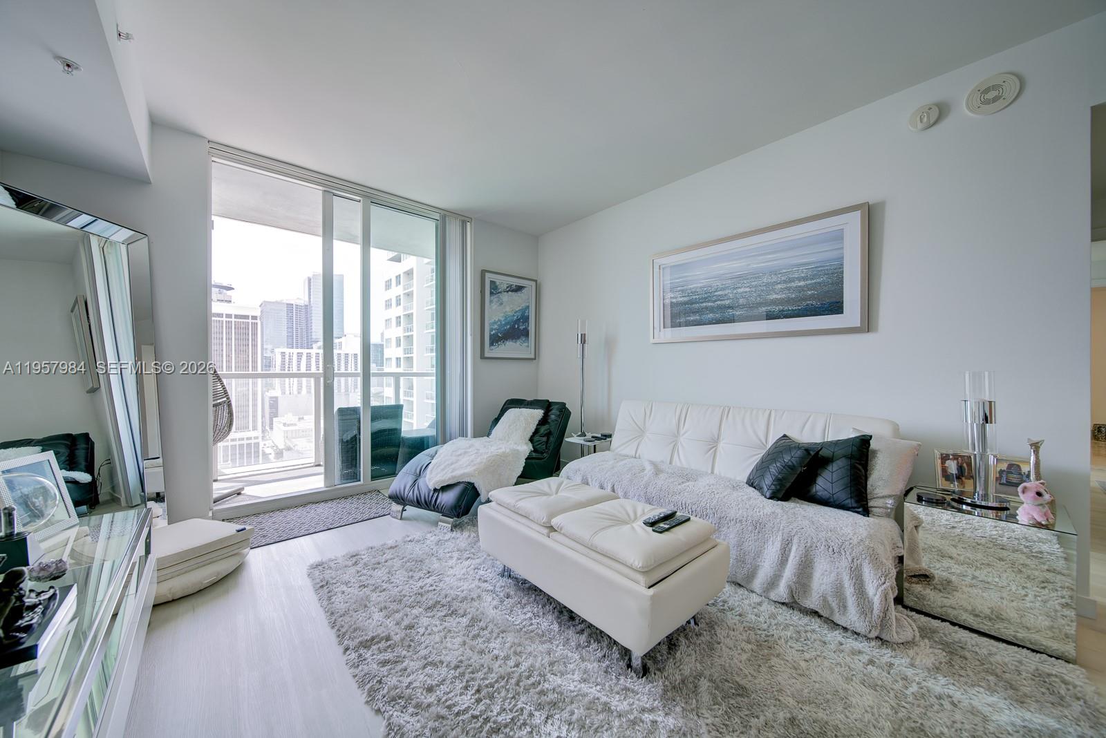 244 Biscayne Blvd #2309, Miami FL 33132