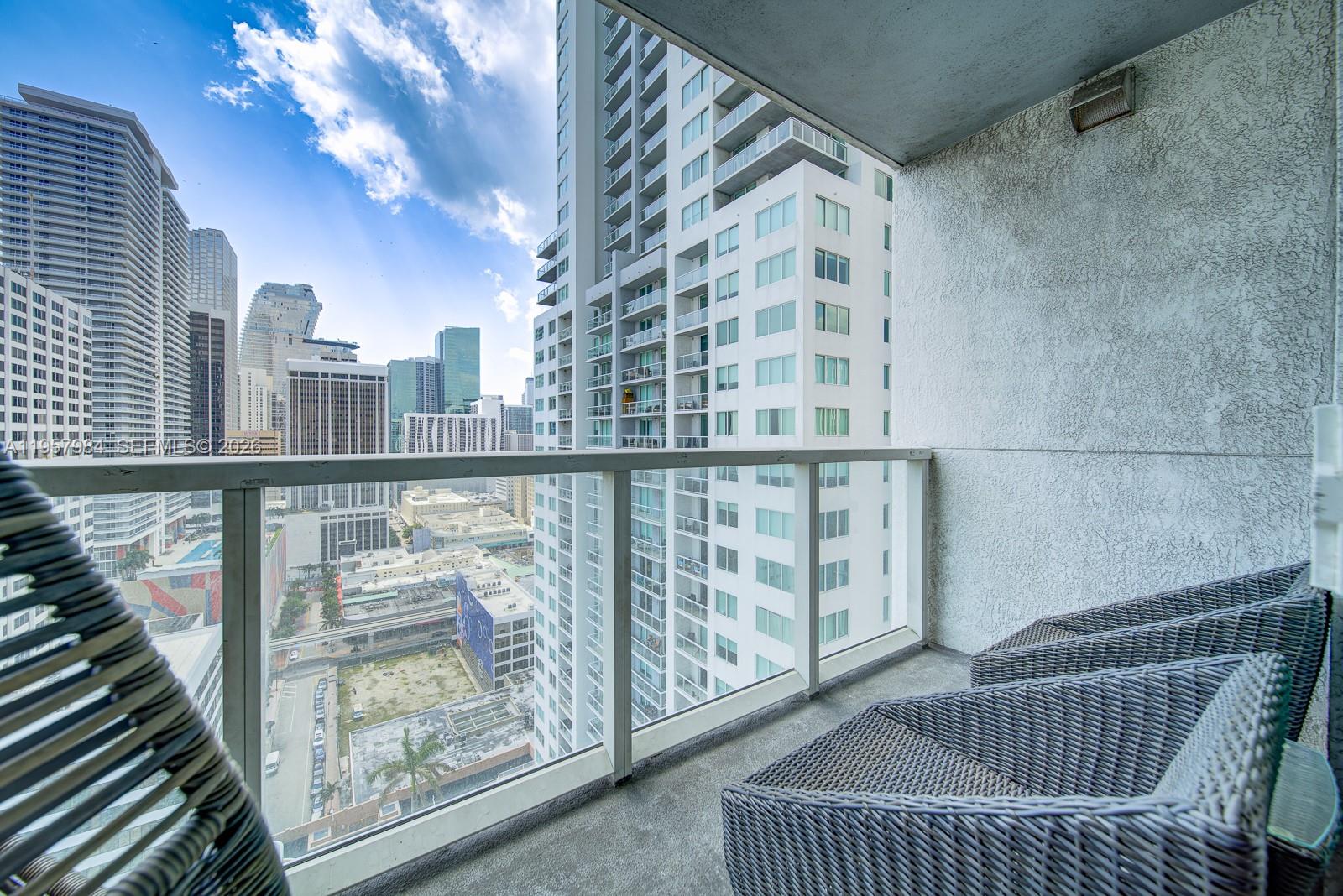 244 Biscayne Blvd #2309, Miami FL 33132