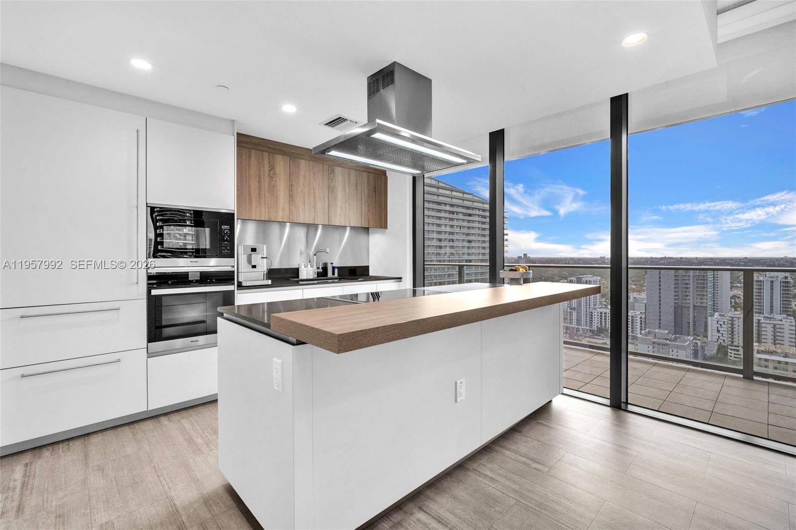 1000 Brickell Plz #3112, Miami FL 33131
