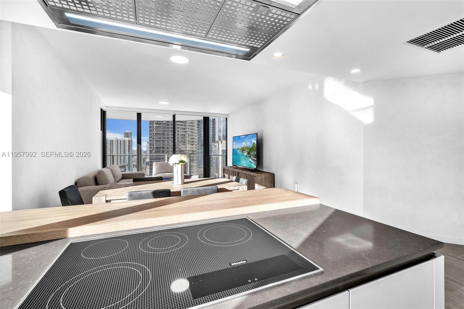 1000 Brickell Plz #3112, Miami FL 33131