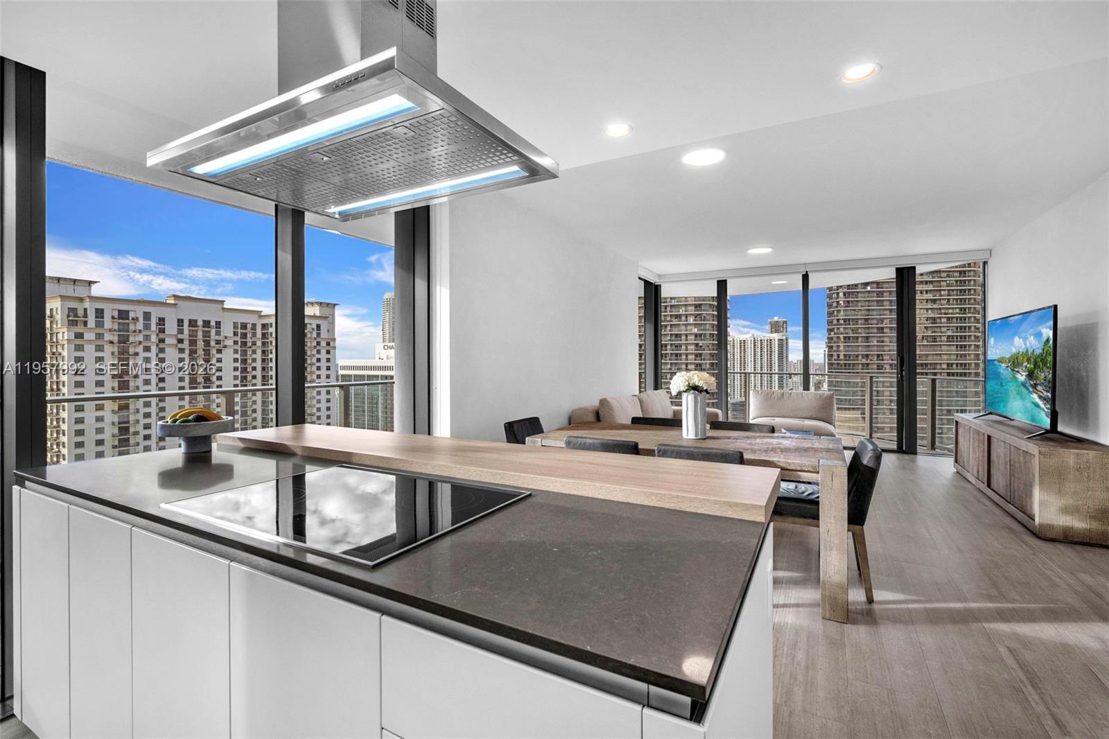 1000 Brickell Plz #3112, Miami FL 33131