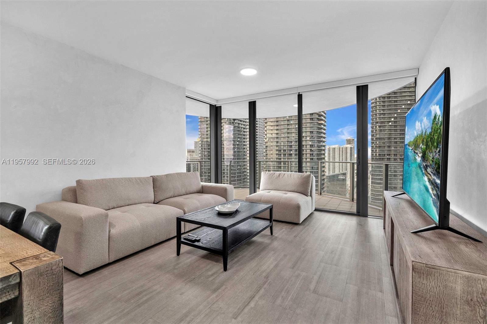 1000 Brickell Plz #3112, Miami FL 33131