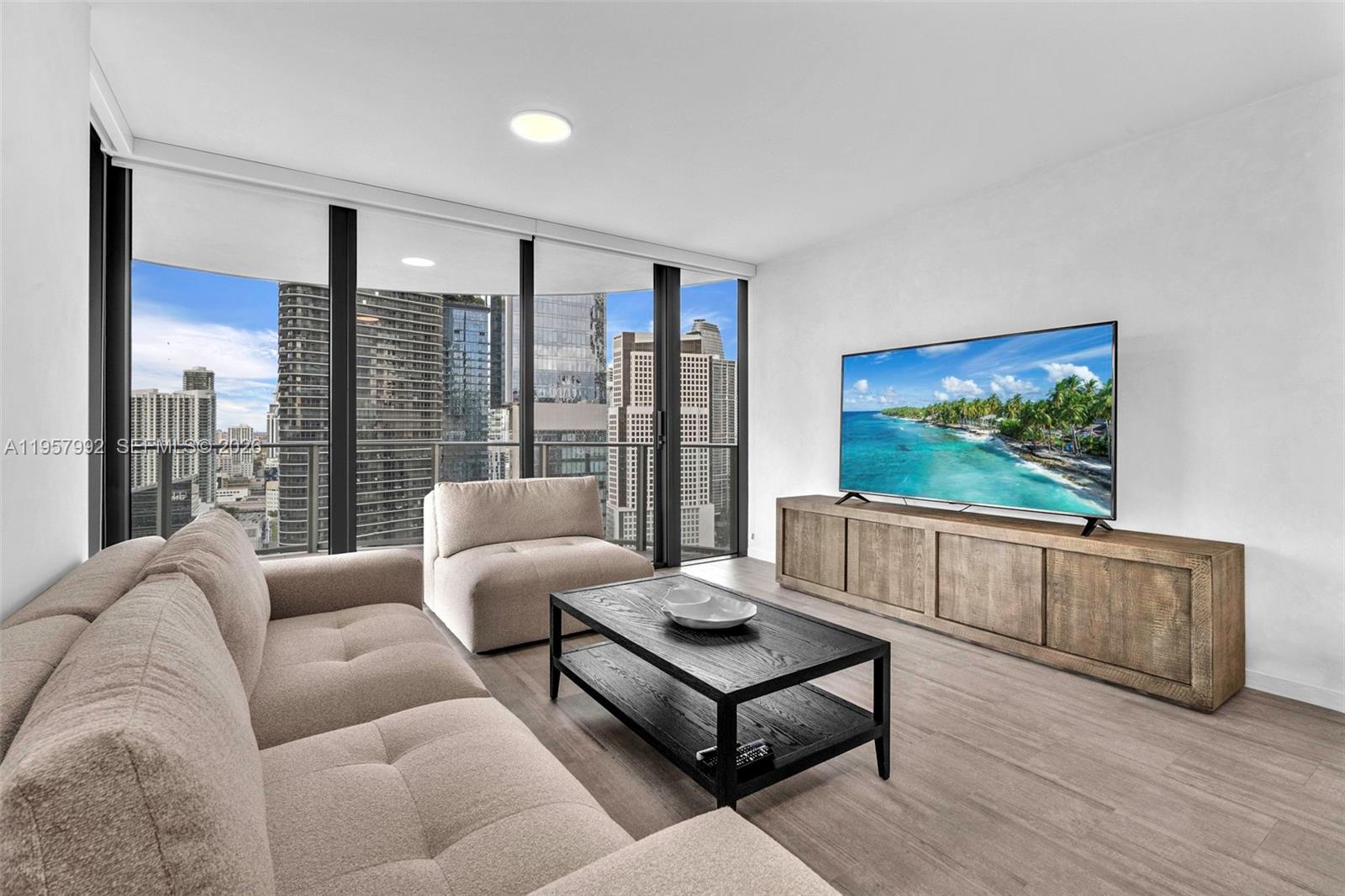 1000 Brickell Plz #3112, Miami FL 33131