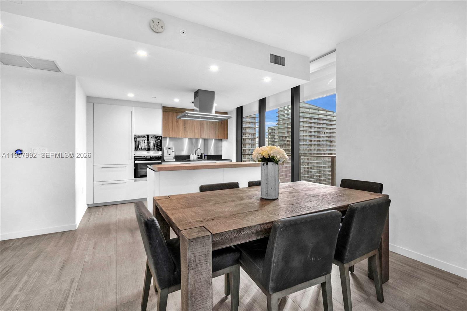 1000 Brickell Plz #3112, Miami FL 33131