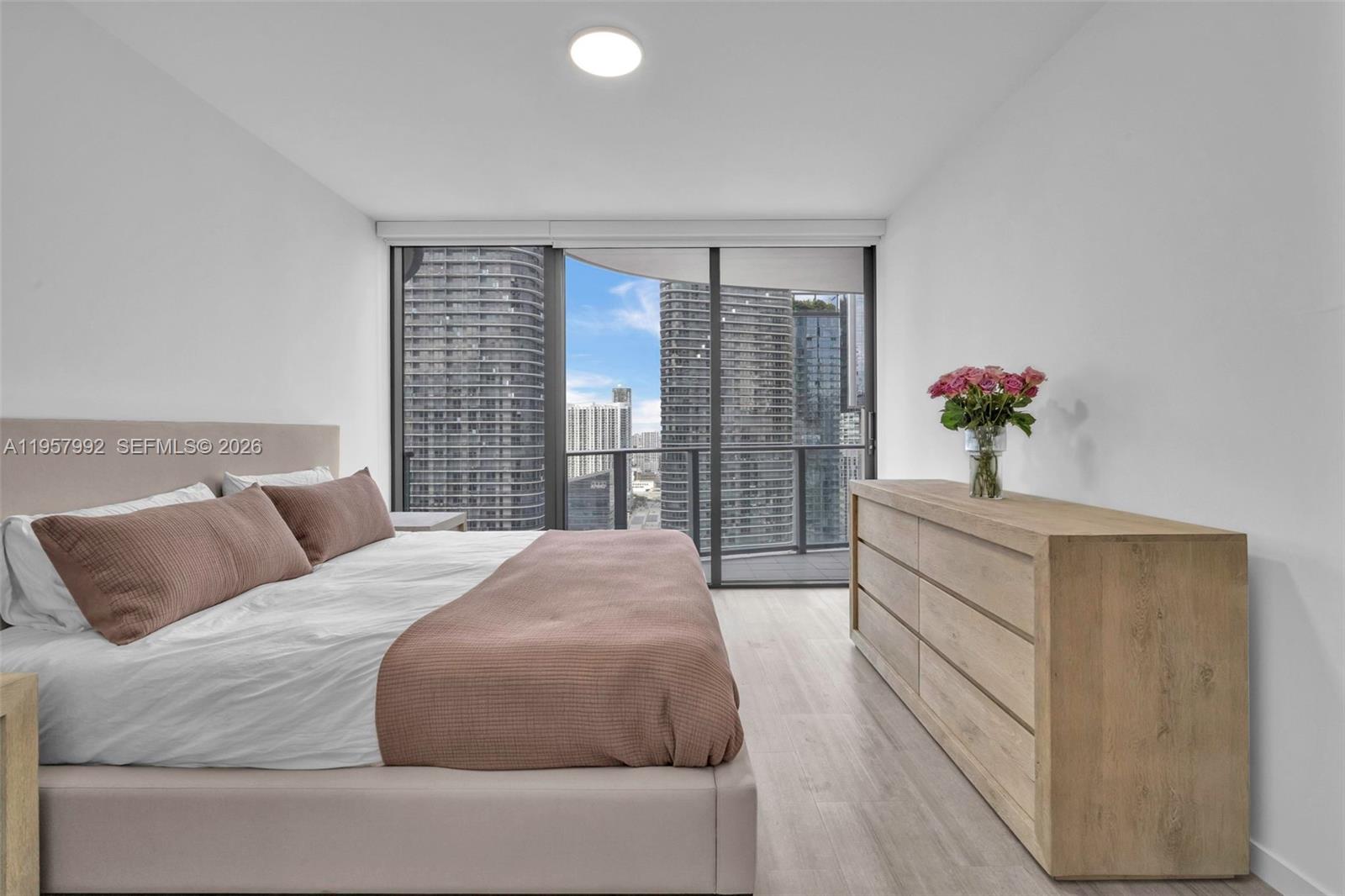 1000 Brickell Plz #3112, Miami FL 33131