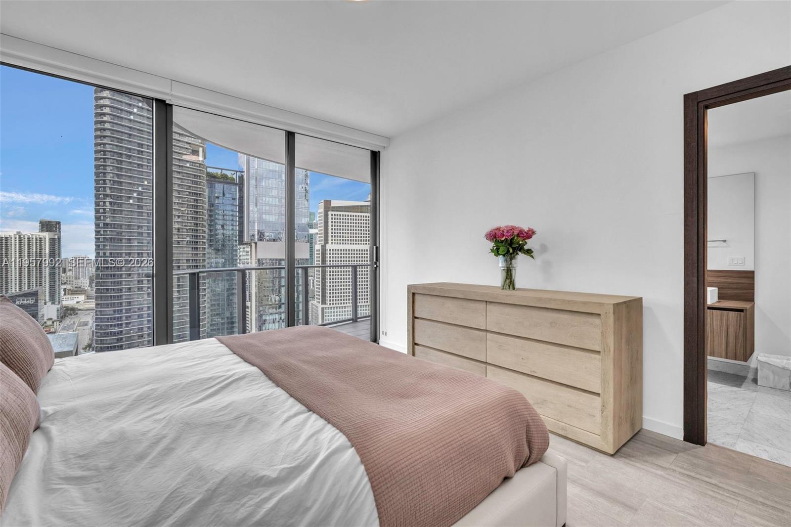 1000 Brickell Plz #3112, Miami FL 33131