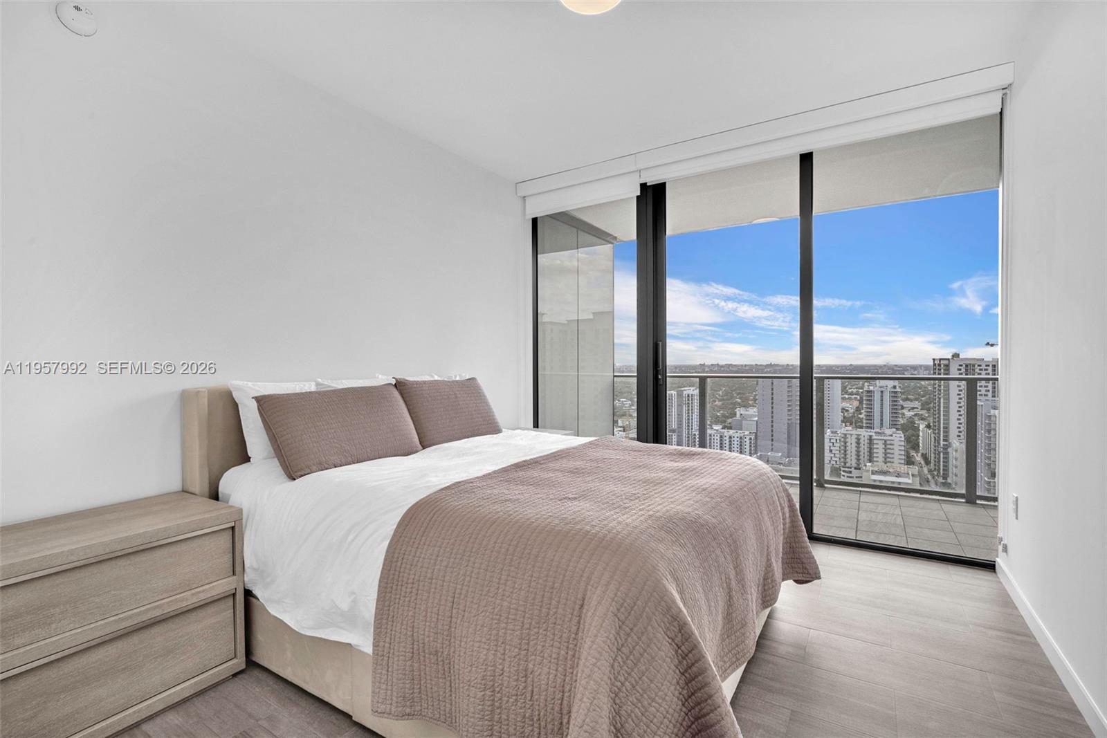 1000 Brickell Plz #3112, Miami FL 33131