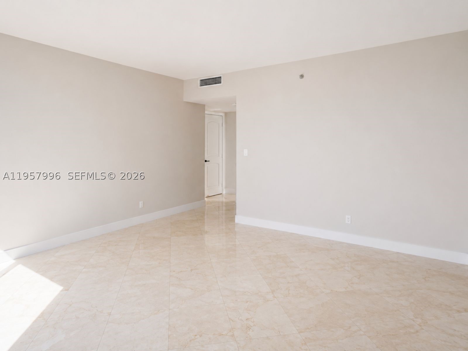 520 Brickell Key Dr #A1904, Miami FL 33131