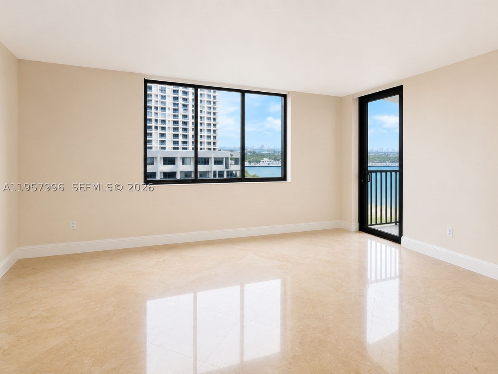 520 Brickell Key Dr #A1904, Miami FL 33131