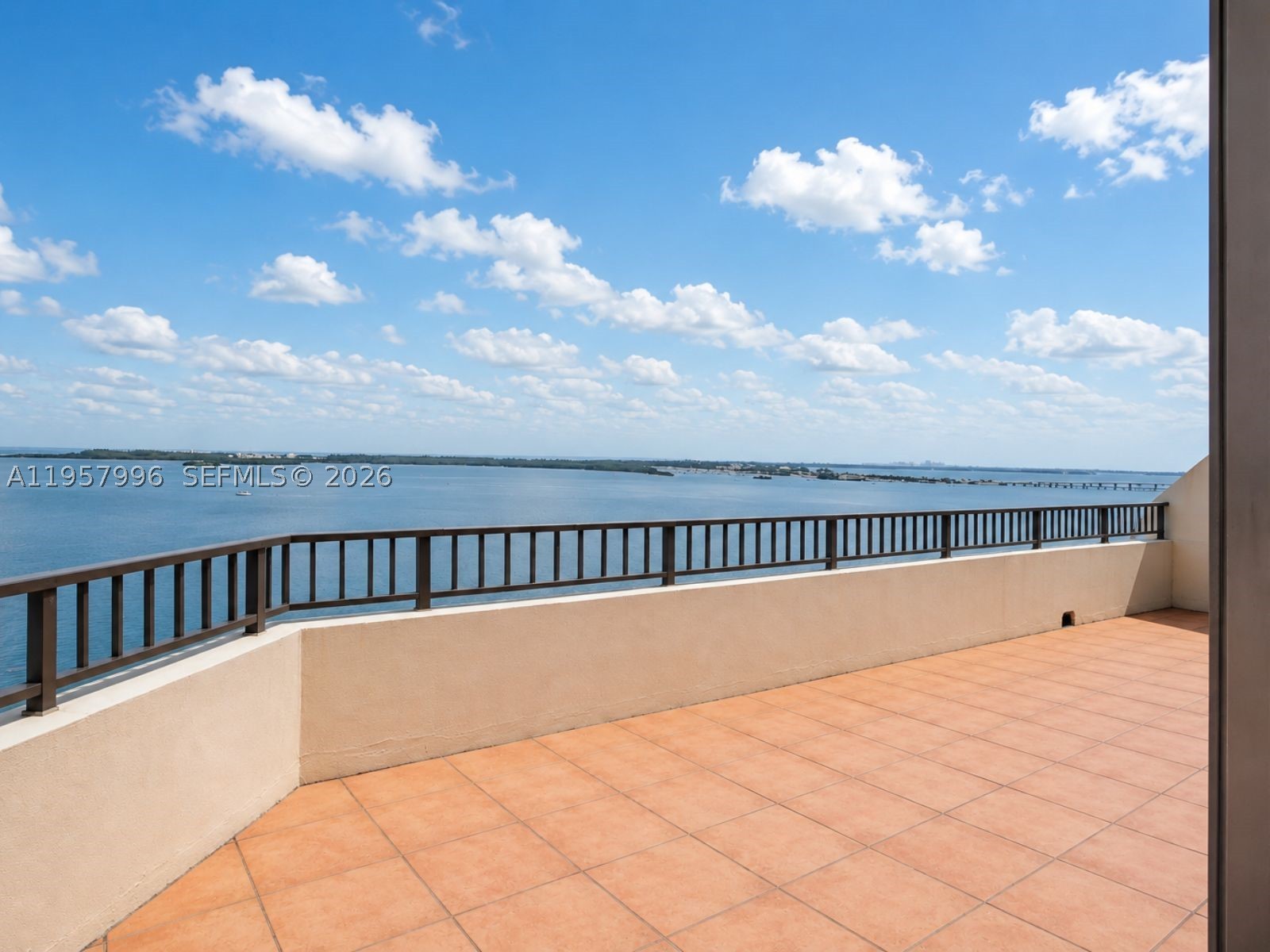520 Brickell Key Dr #A1904, Miami FL 33131