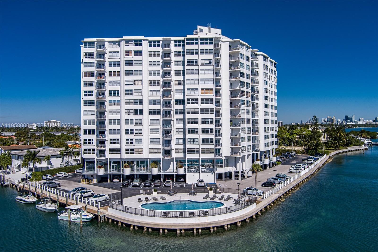 11930 N Bayshore Dr #606, North Miami FL 33181