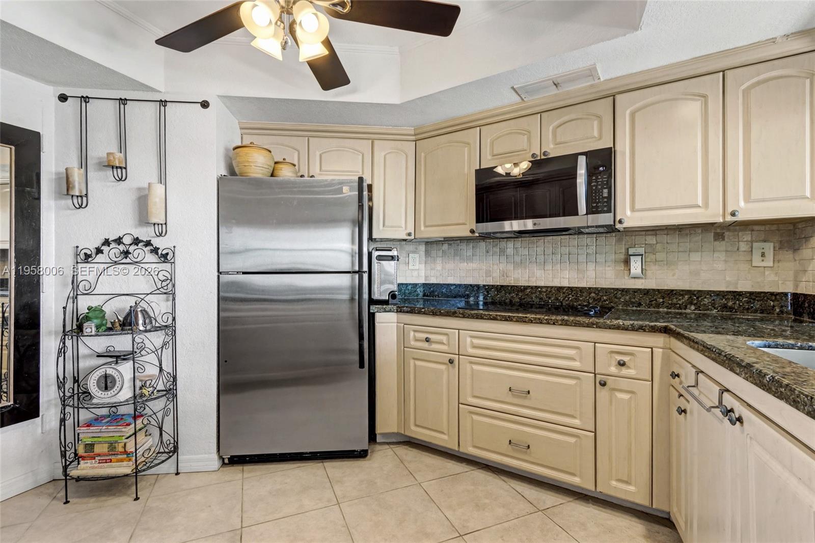 11930 N Bayshore Dr #606, North Miami FL 33181