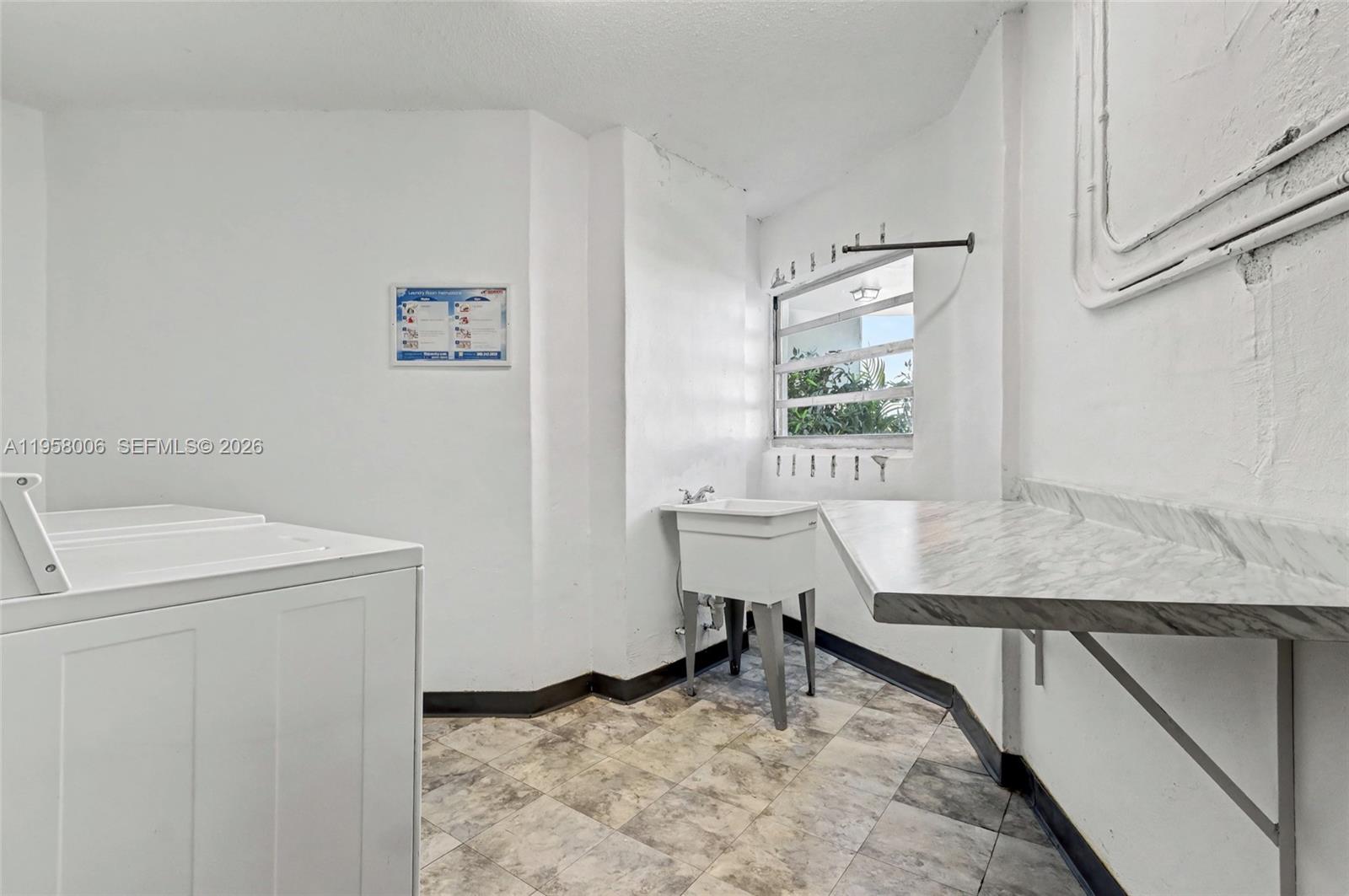 11930 N Bayshore Dr #606, North Miami FL 33181
