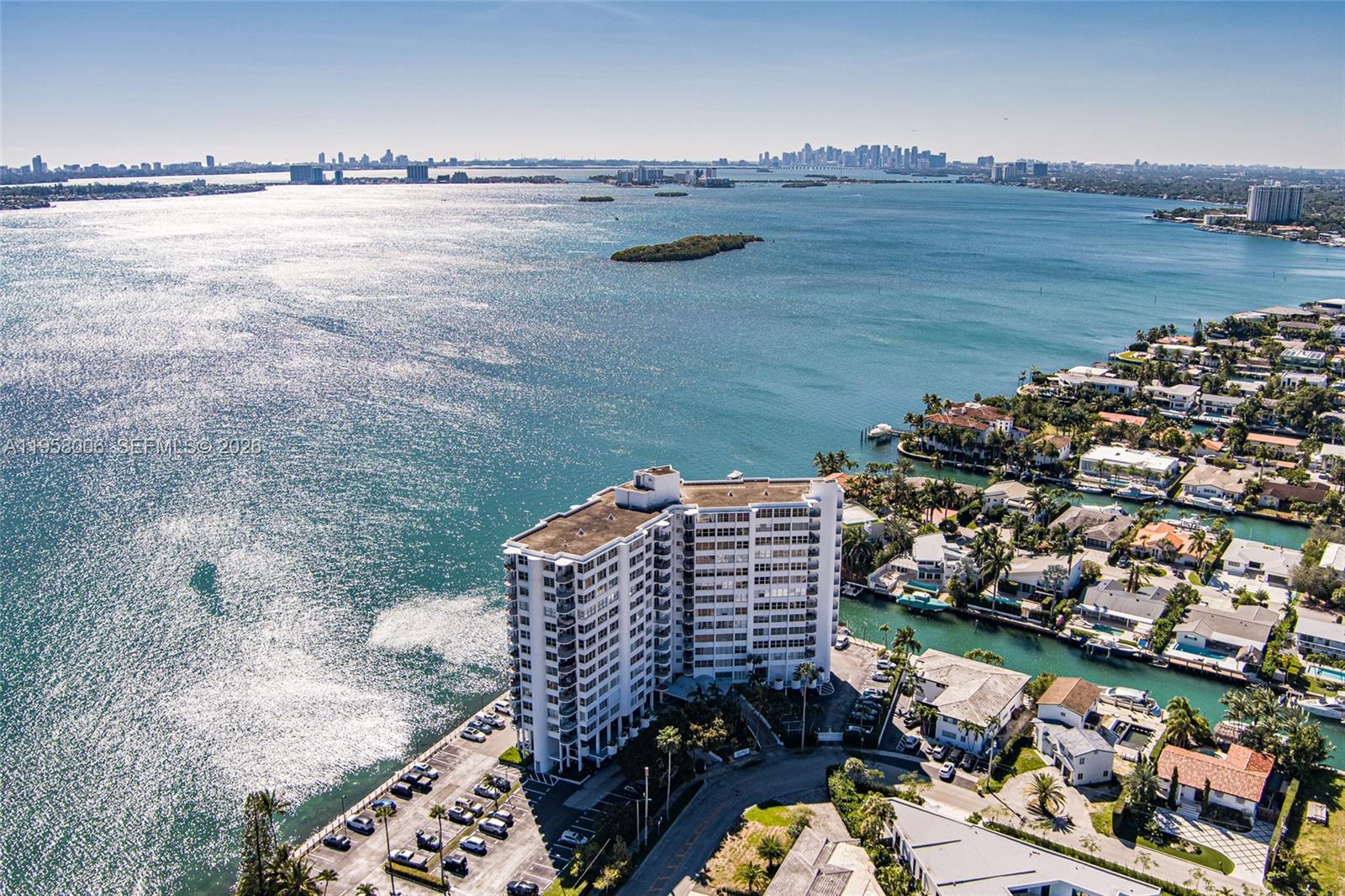 11930 N Bayshore Dr #606, North Miami FL 33181