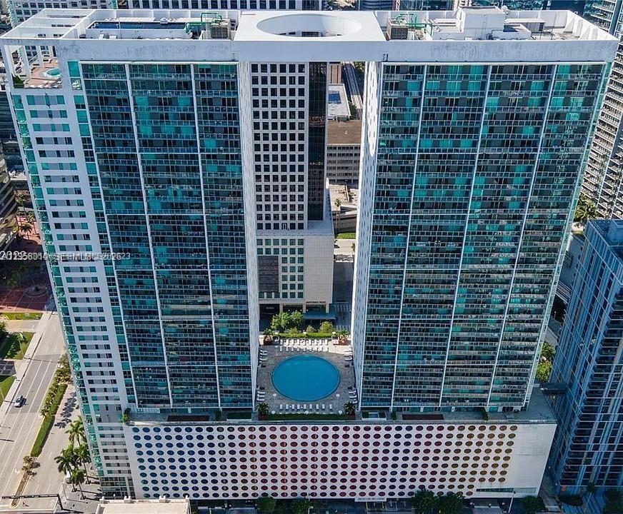 55 SE 6th St #1807, Miami FL 33131