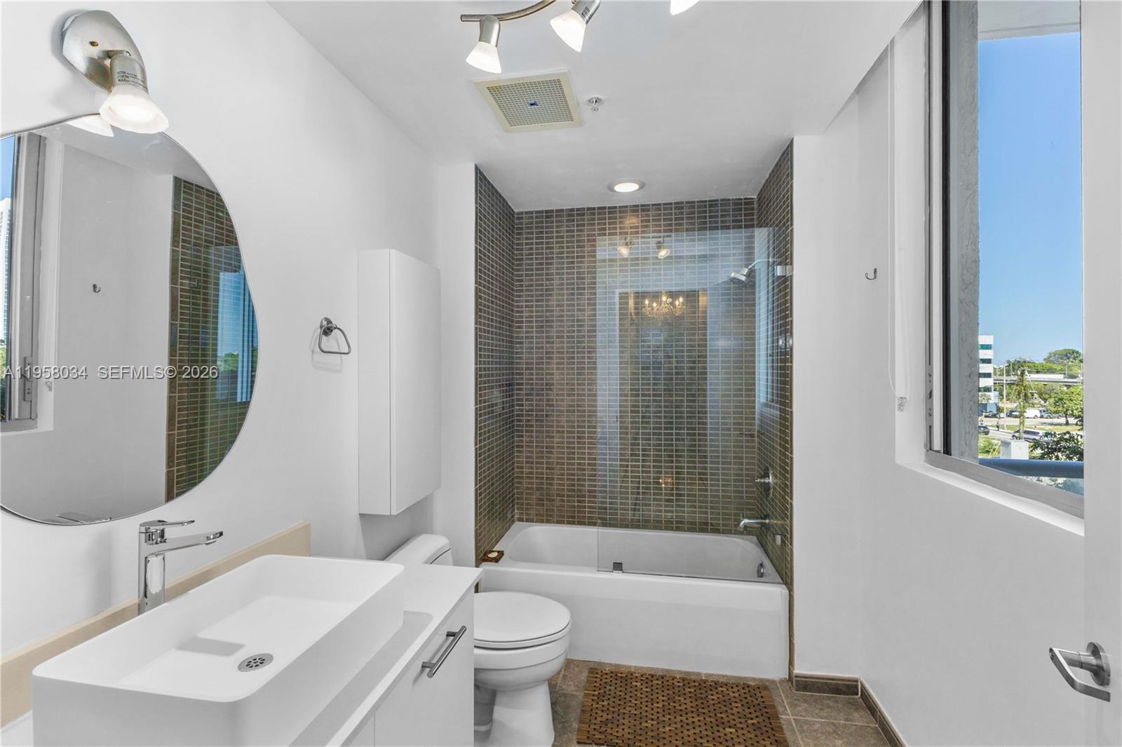 3470 E Coast Ave #H0401, Miami FL 33137