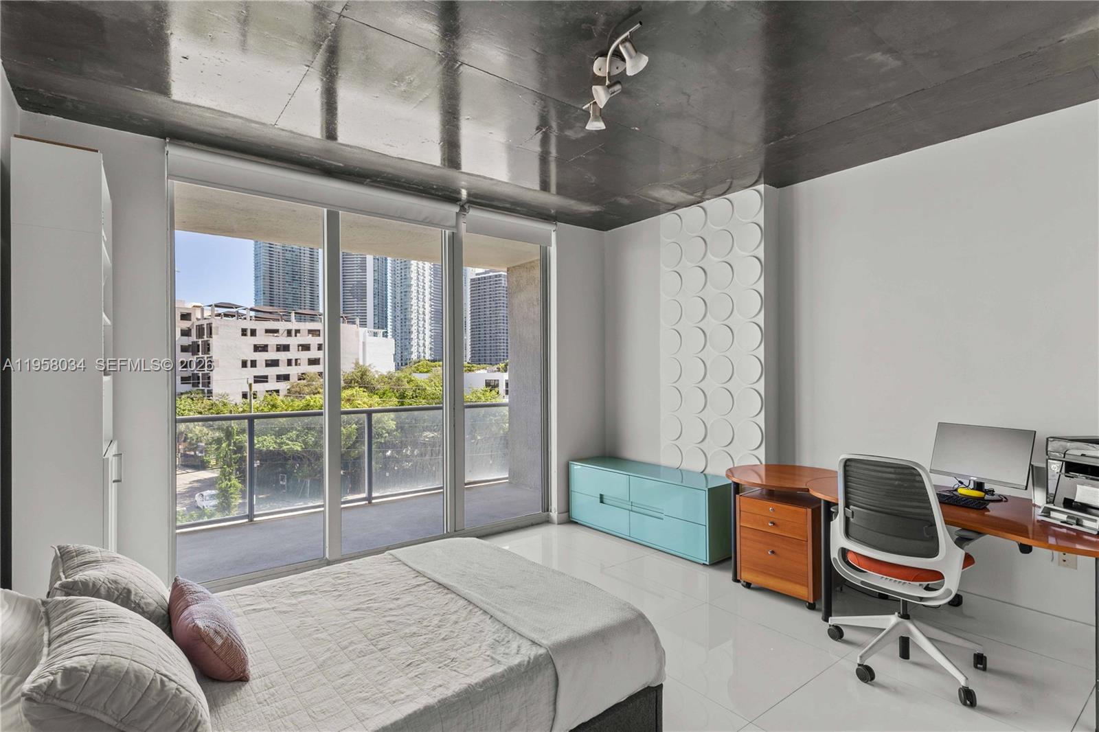 3470 E Coast Ave #H0401, Miami FL 33137