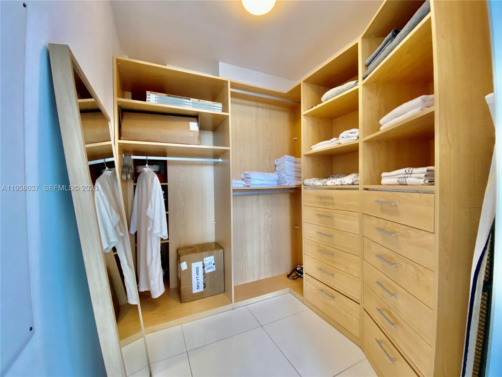 15811 Collins Ave #1605, Sunny Isles Beach FL 33160