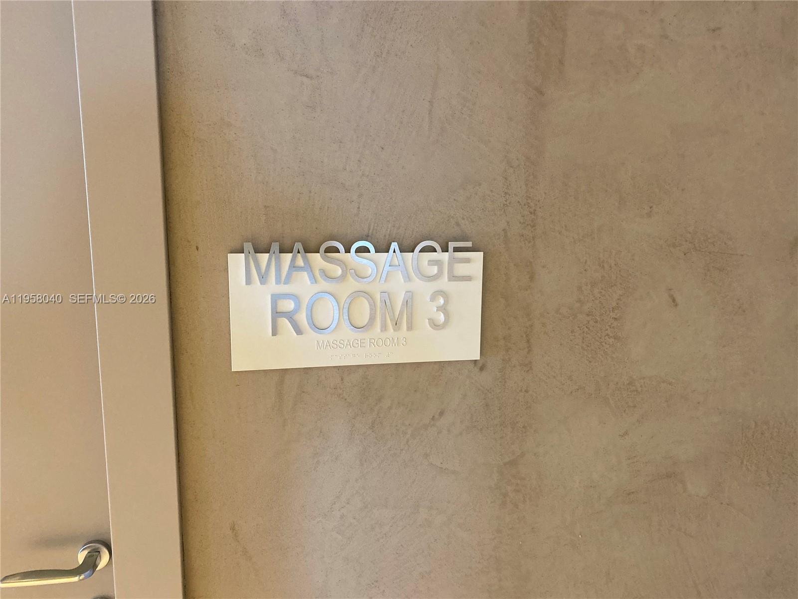 1000 Brickell Plaza #3306, Miami FL 33131