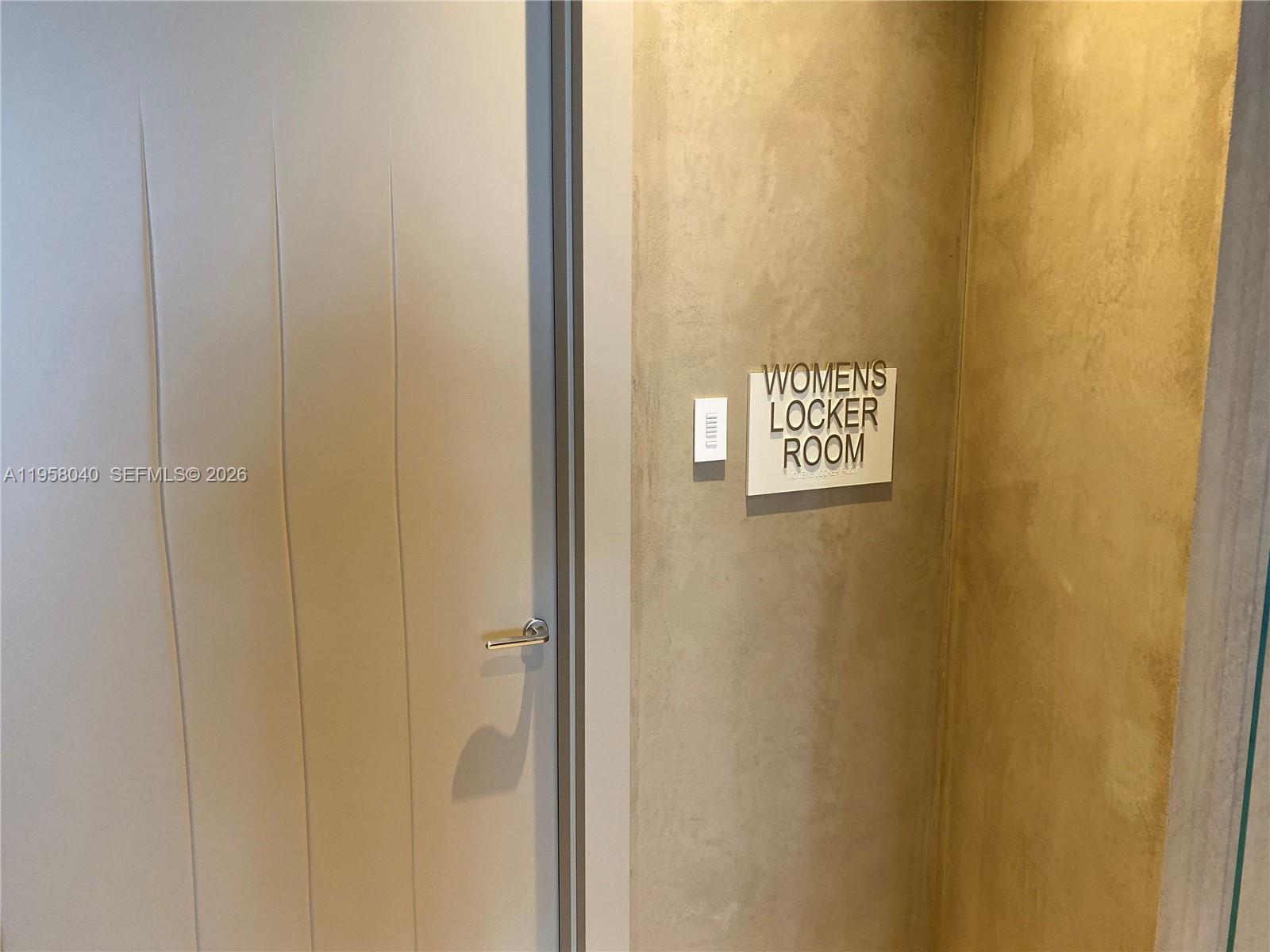 1000 Brickell Plaza #3306, Miami FL 33131