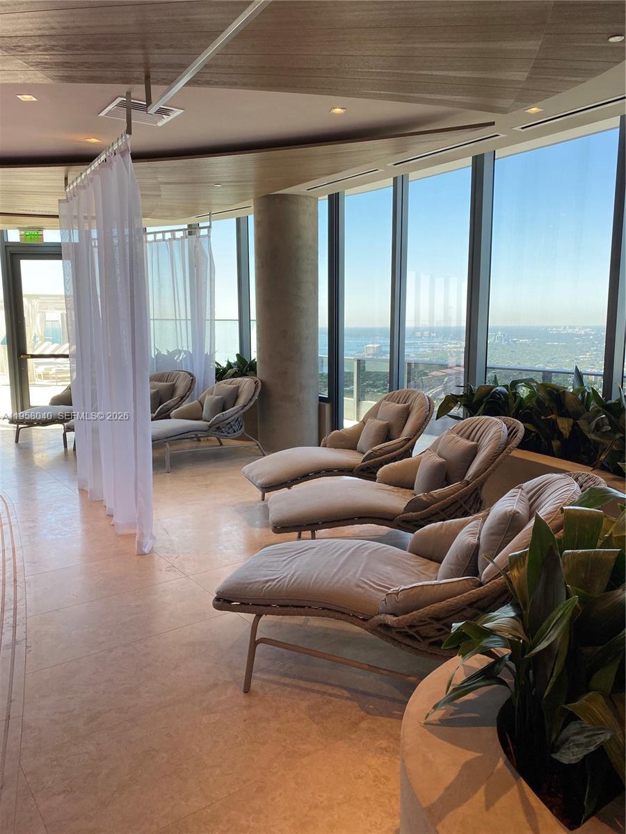 1000 Brickell Plaza #3306, Miami FL 33131