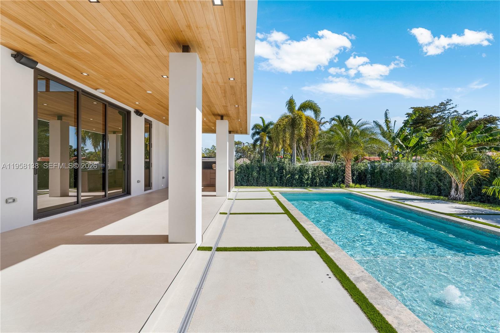 11000 SW 120th St, Miami FL 33176