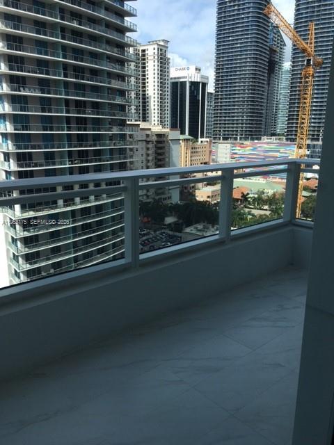 1080 Brickell Ave #1405, Miami FL 33131