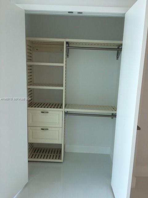 1080 Brickell Ave #1405, Miami FL 33131