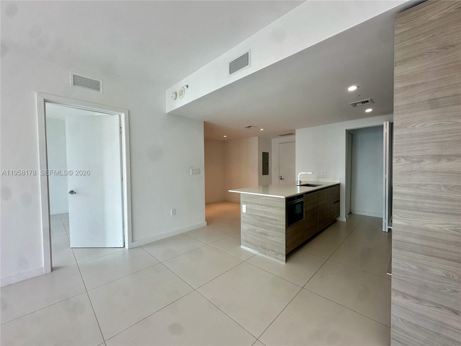 1300 S Miami Ave #1204, Miami FL 33130