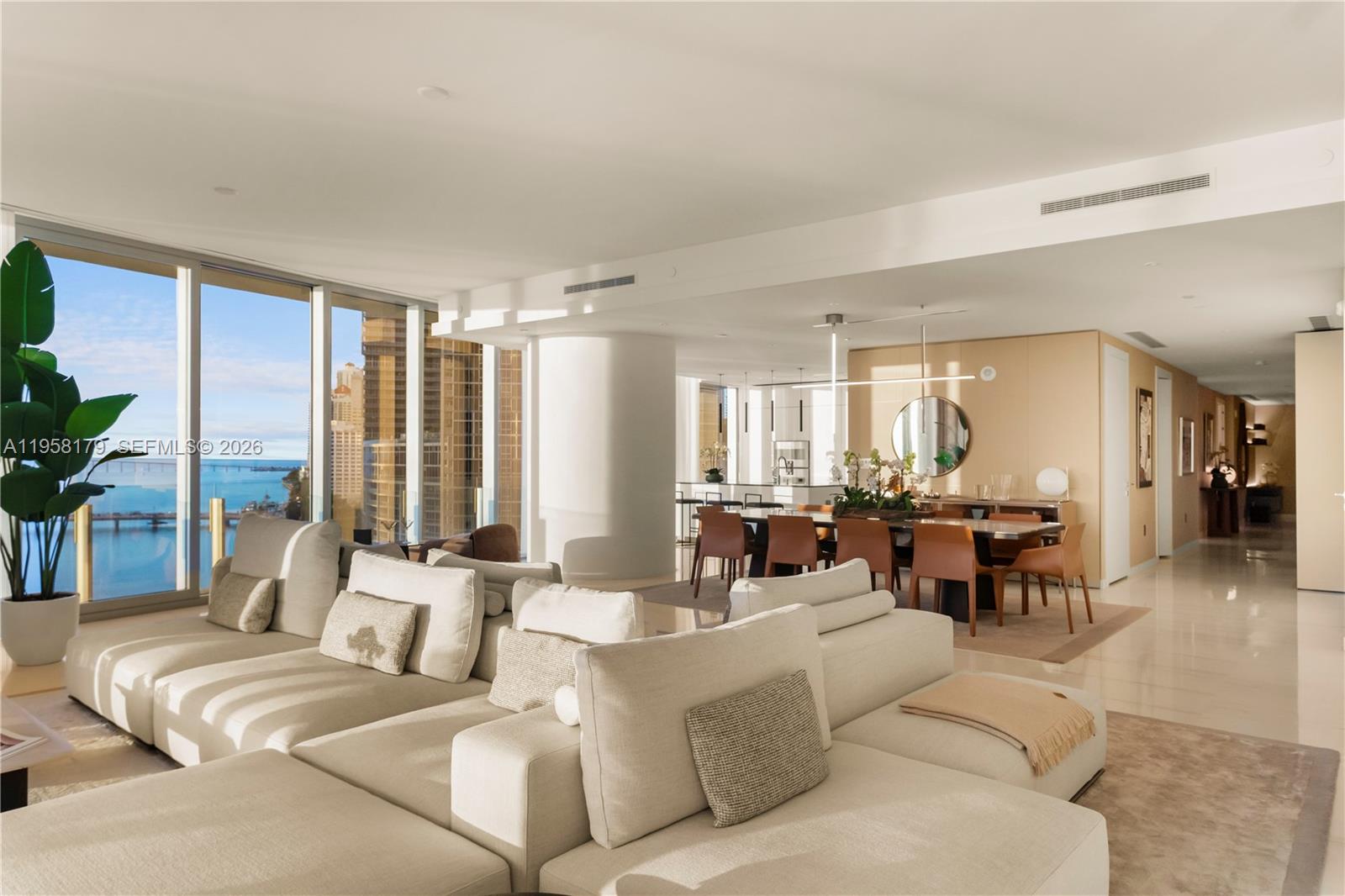 300 Biscayne Boulevard Way #1101 E, Miami FL 33131