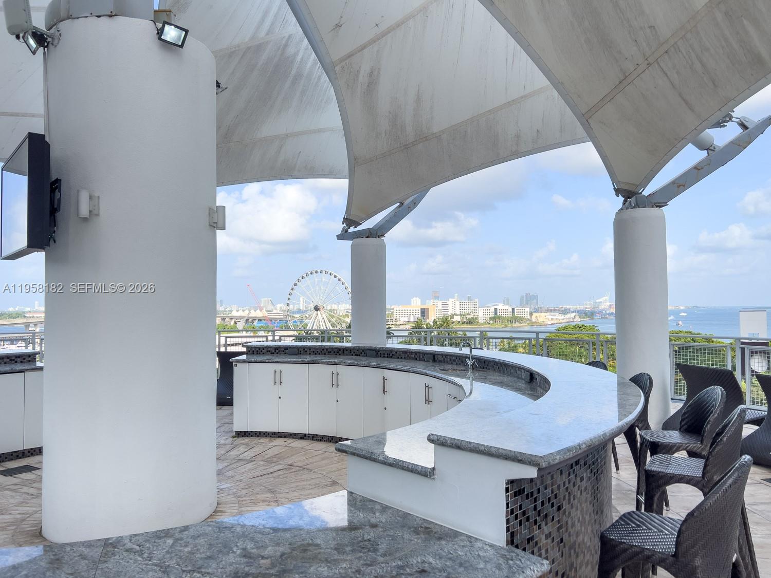253 NE 2nd St #228, Miami FL 33132